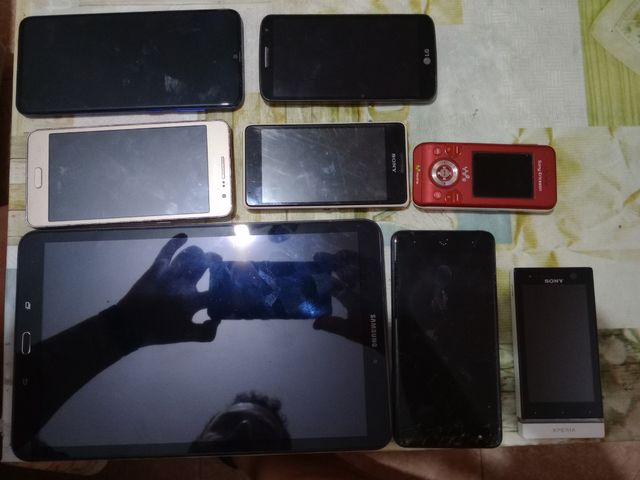 Pack de móviles+ Tab Samsung.