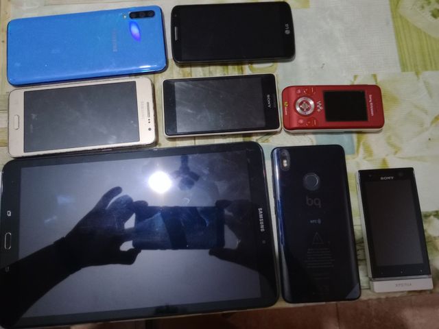 Pack de móviles+ Tab Samsung.