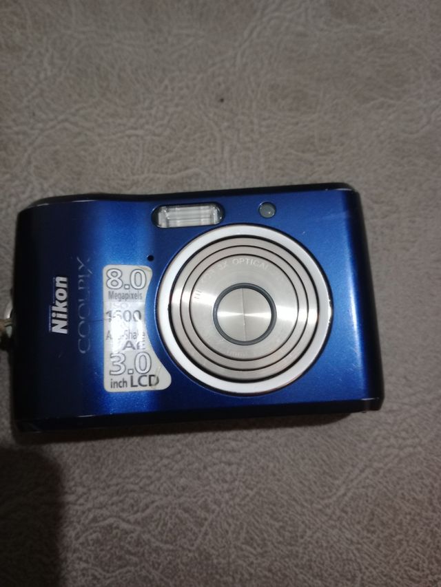 Cámara Nikon Olympus azul