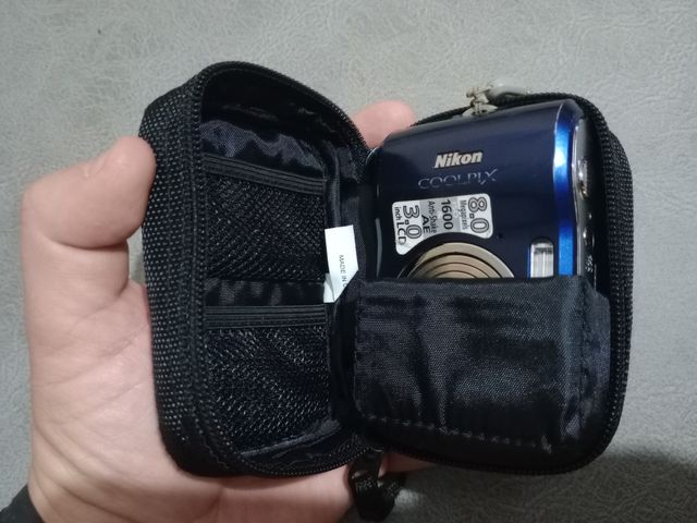 Cámara Nikon Olympus azul