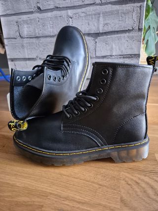 Botas negras tipo Martens talla 39 