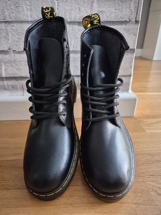 Botas negras tipo Martens talla 39 