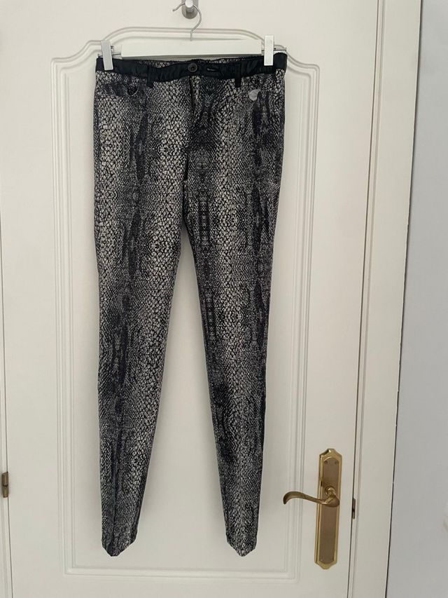 Pantalón Animal Print de Zara