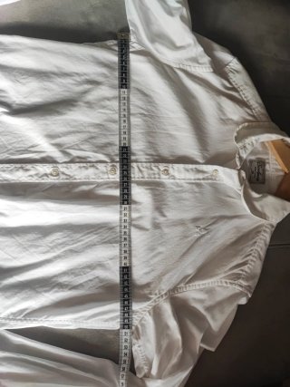 Camisa blanca Scalpers