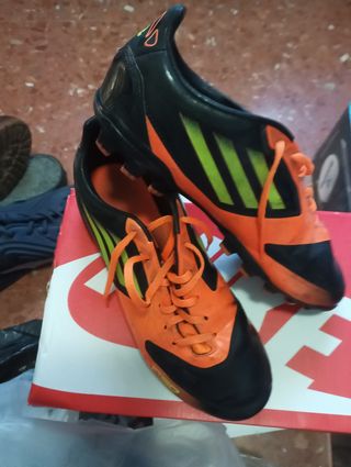 Botas futbol niño