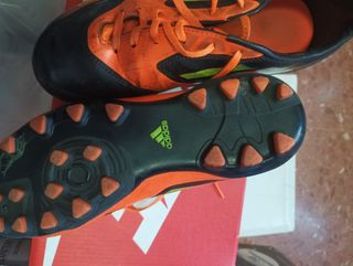 Botas futbol niño