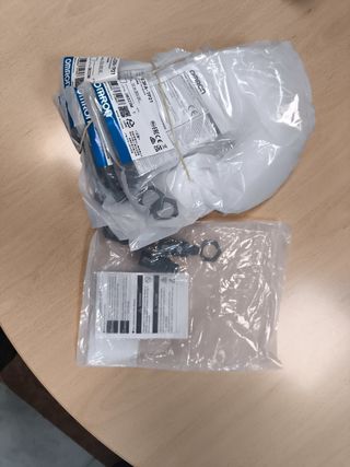 OMRON E3FA-TP21. Interruptor fotoelec