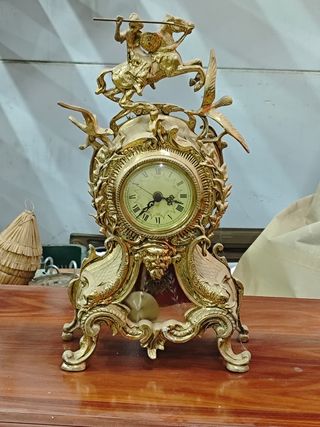 Reloj de bronce 