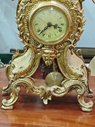 Reloj de bronce 