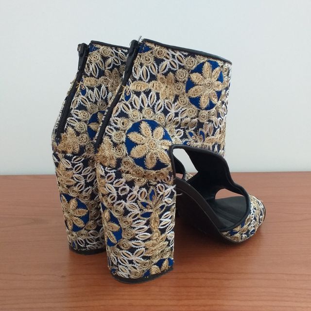 Stivaletti donna Elena Iachi