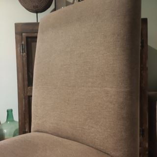  URGE LOTE 4SILLAS COMEDOR
