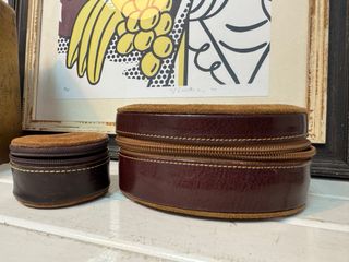 Pareja cajitas cuero vintage