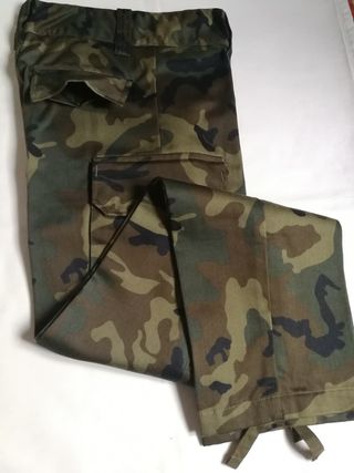 Uniforme de Campaña Camuflaje Boscoso. Talla 1N