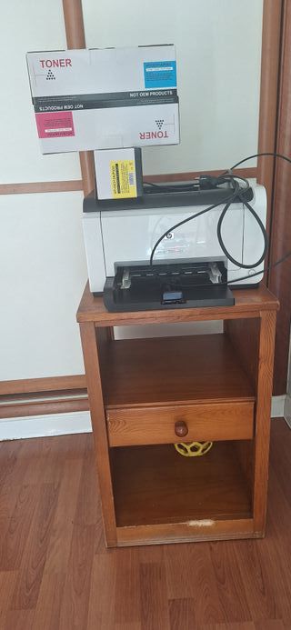 Impresora color HP LÁSER CP1025