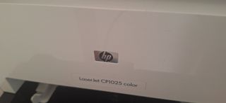 Impresora color HP LÁSER CP1025