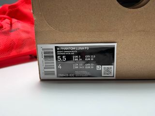 Botas de fútbol Nike Phantom Luna FG