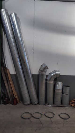 Chimenea con tubos incluidos 