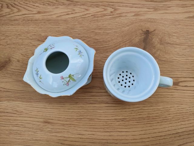Vaso de té y azucarero Agustinas