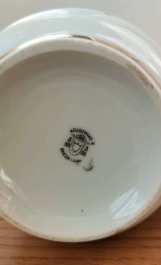 Vaso de té y azucarero Agustinas