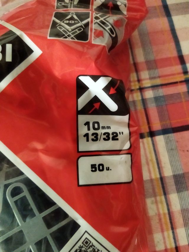 CRUCETAS PARA AZULEJOS DE 10 mm  1 BOLSAS DE 50