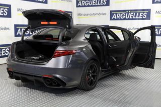 Alfa Romeo Giulia 2.9T V6 510cv Quadrifoglio Nacional