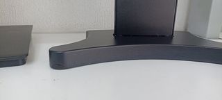 Dos soportes monitor