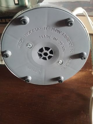 Batidora/molinillo Taurus