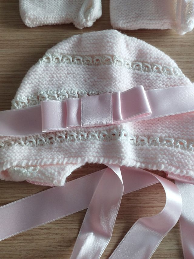 Gorro y patucos bebé