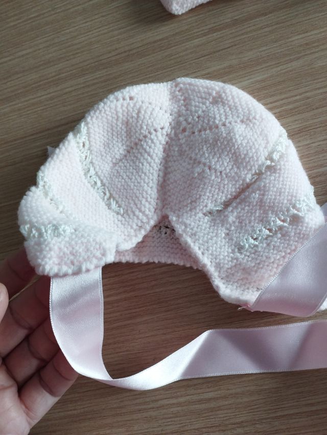 Gorro y patucos bebé