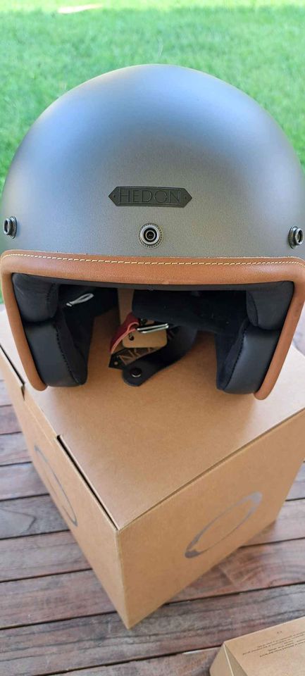 Capacete Hedon Hedonist Ash - Novo (Shoei, Arai)