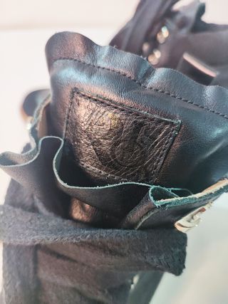 Rapsodia/ Botines cuero ante negro tacón oculto 40