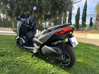 Yamaha xmax 300 tech max akrapovic