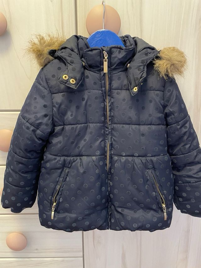 Cazadora para niña. Talla 4 años. Marca Mayoral