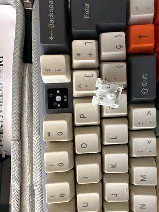 Teclado mecánico y coiled cable