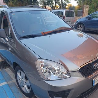 KIA Carens 2012