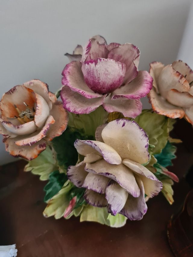 Vaso di fiori di Capodimonte