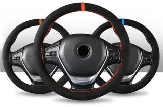 Tapizado de volante con funda deportiva 