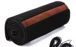 Tapizado de volante con funda deportiva 