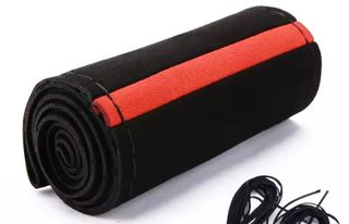 Tapizado de volante con funda deportiva 