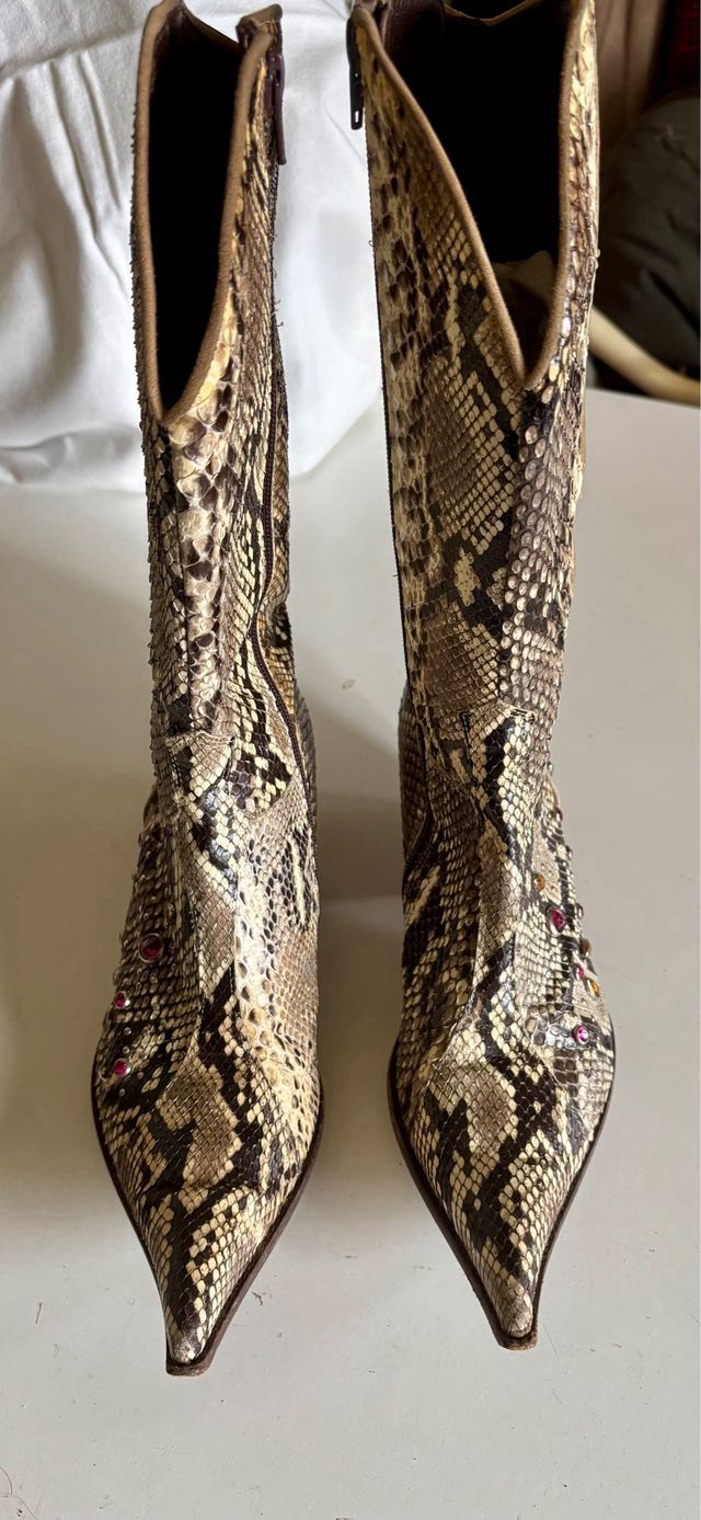 Stivali pitonati
