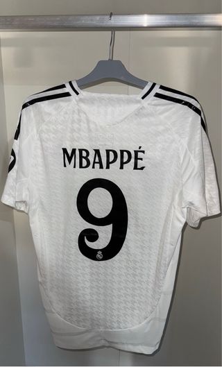 Camiseta Mbappé Real madrid