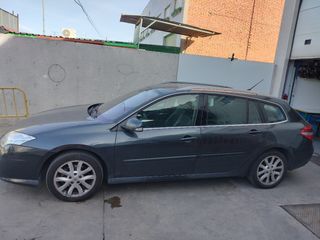 24043 DESPIECE RENAULT LAGUNA GRANDTOUR III 2.0 dC