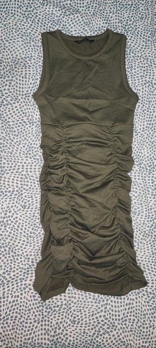 Vestido fruncido