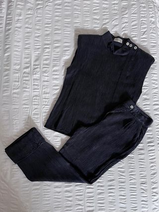Set composto da pantaloni e top firmati Niuma