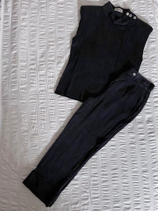 Set composto da pantaloni e top firmati Niuma