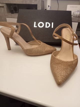 Zapatos dorados LODI talla 37