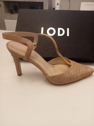 Zapatos dorados LODI talla 37