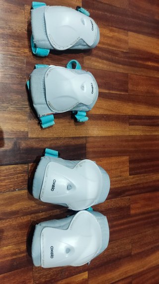 Patines en fila. Bolsa y protectores