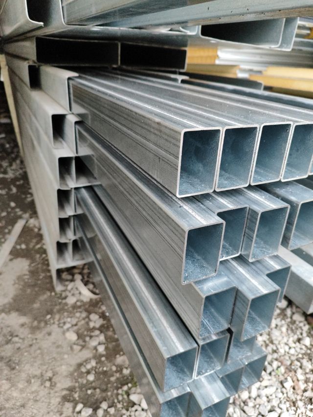 Cuadradillo galvanizado