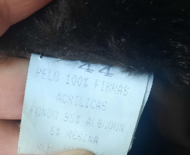 Abrigo de piel. Talla 44.